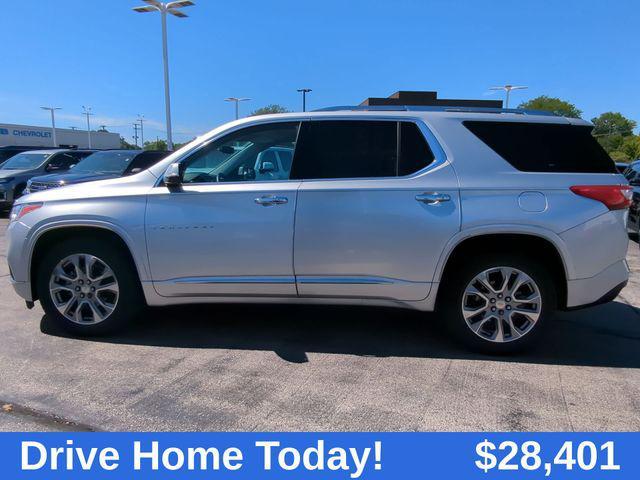 used 2019 Chevrolet Traverse car, priced at $28,401