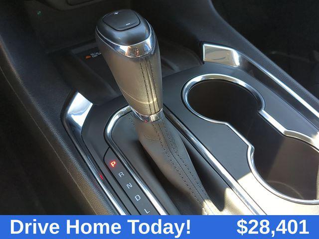 used 2019 Chevrolet Traverse car, priced at $28,401