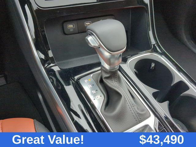 used 2024 Kia Carnival car, priced at $43,490