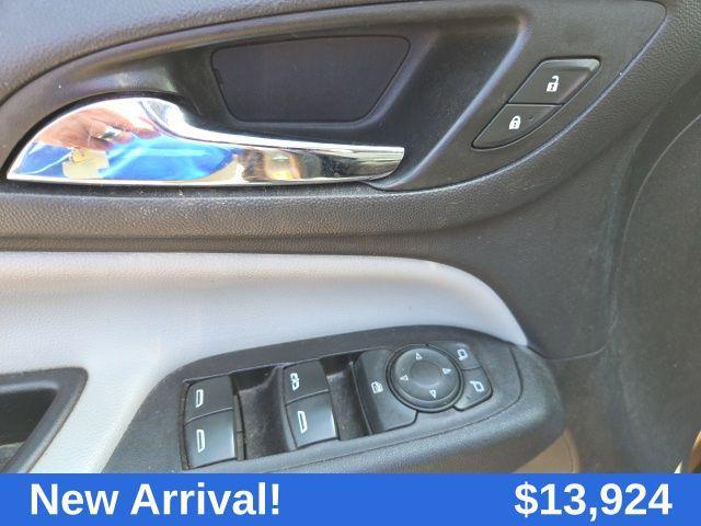 used 2019 Chevrolet Equinox car, priced at $13,924