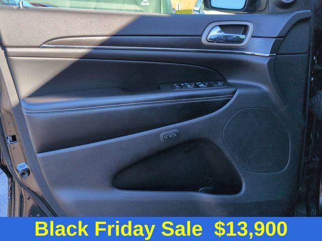 used 2015 Jeep Grand Cherokee car, priced at $13,900