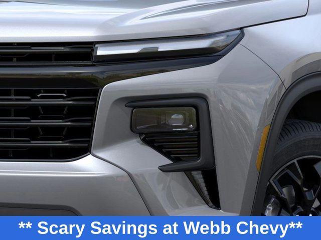 new 2026 Chevrolet Traverse car, priced at $44,212