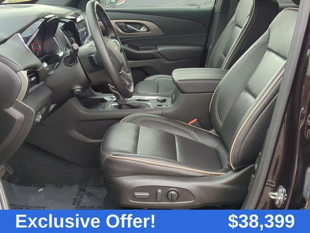 used 2023 Chevrolet Traverse car, priced at $38,399