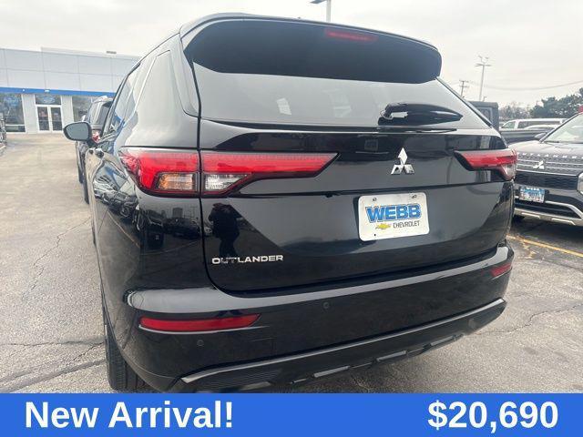 used 2022 Mitsubishi Outlander car, priced at $20,690