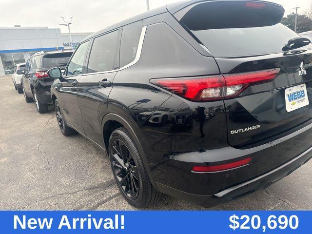 used 2022 Mitsubishi Outlander car, priced at $20,690