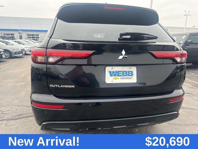 used 2022 Mitsubishi Outlander car, priced at $20,690