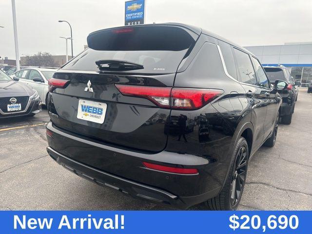 used 2022 Mitsubishi Outlander car, priced at $20,690