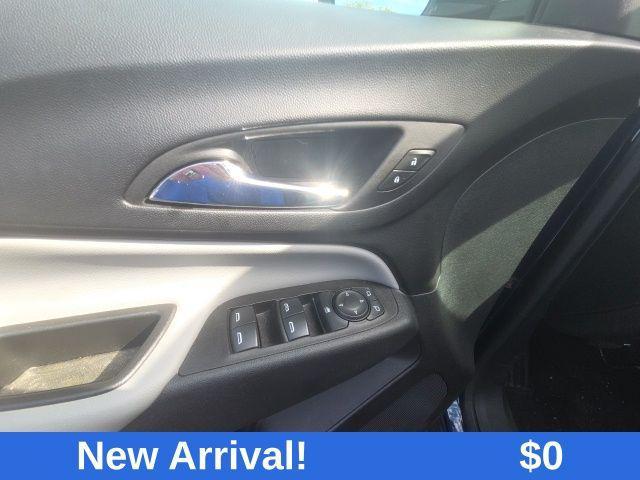 used 2022 Chevrolet Equinox car, priced at $19,525