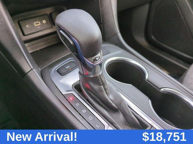 used 2022 Chevrolet Equinox car, priced at $18,302