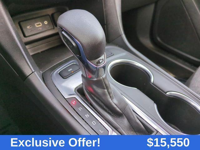 used 2022 Chevrolet Equinox car, priced at $15,550