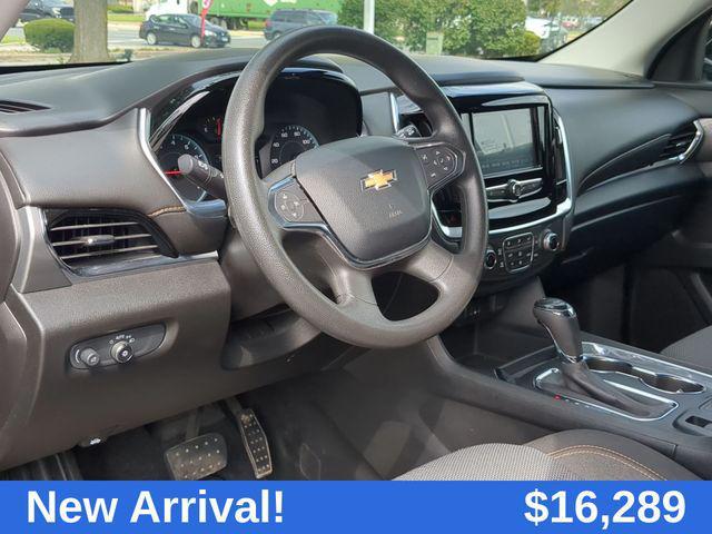 used 2018 Chevrolet Traverse car, priced at $16,289