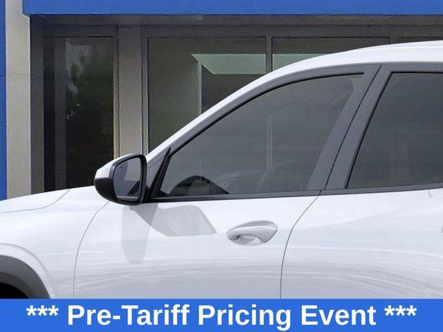 new 2025 Chevrolet Trax car, priced at $23,185