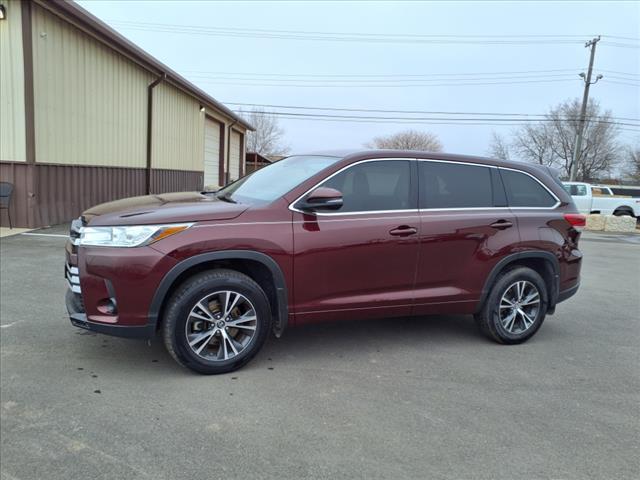 used 2018 Toyota Highlander car, priced at $15,950