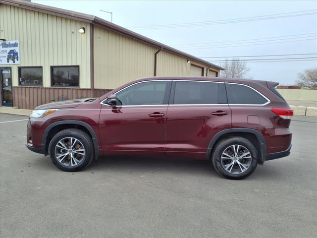 used 2018 Toyota Highlander car, priced at $15,950