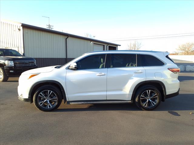 used 2016 Toyota Highlander car, priced at $14,950