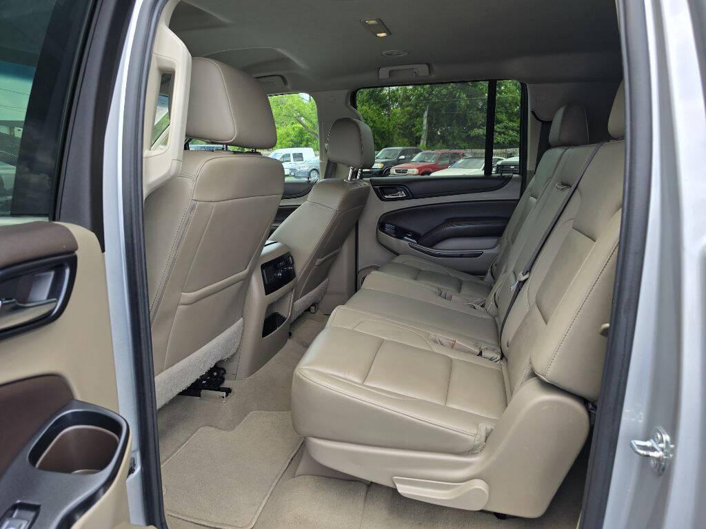 used 2019 Chevrolet Suburban car, priced at $27,995