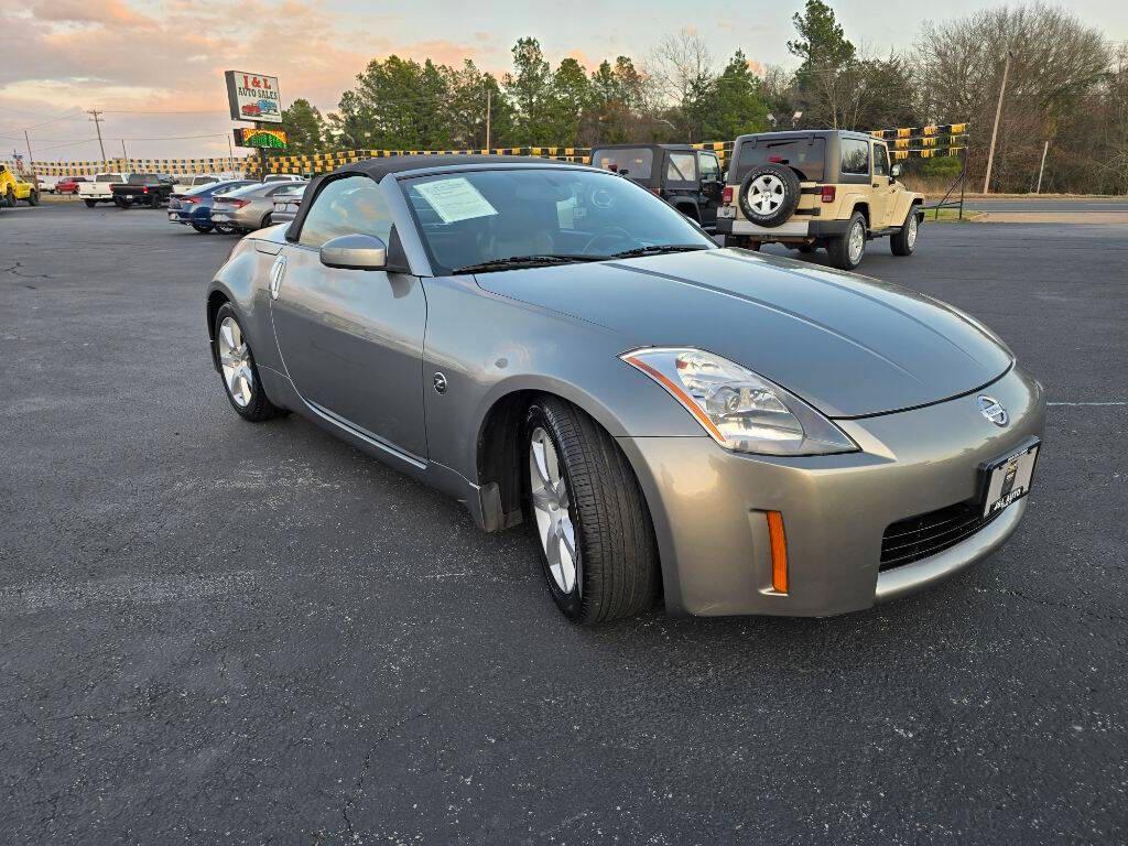 used 2004 Nissan 350Z car, priced at $13,495