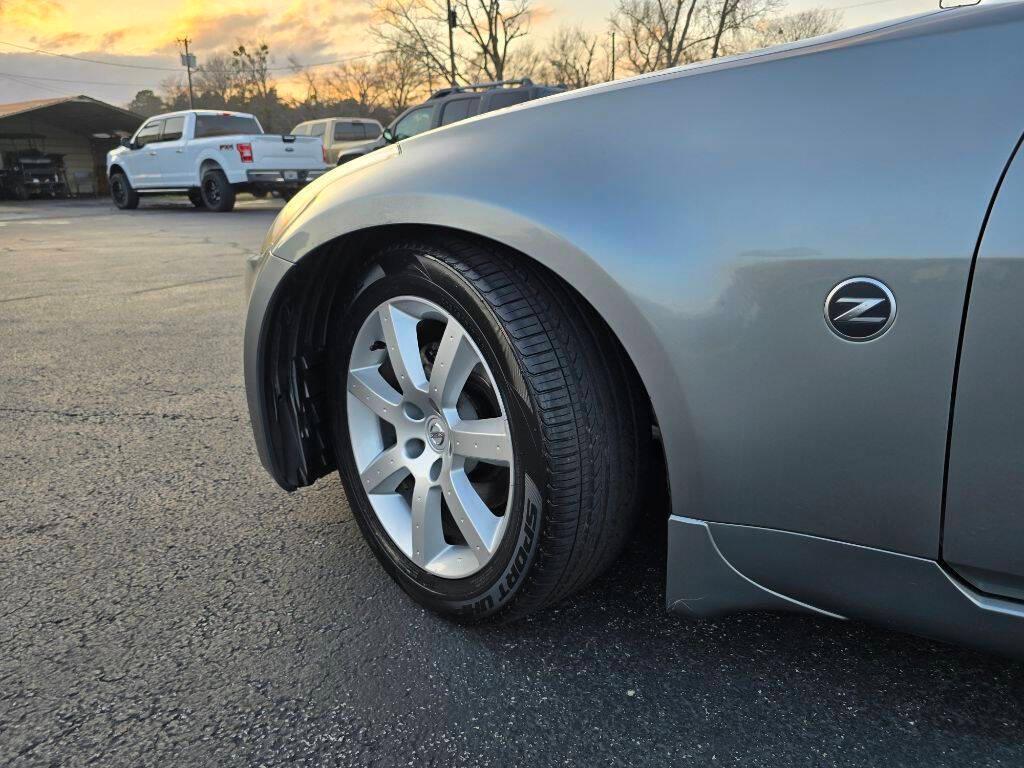 used 2004 Nissan 350Z car, priced at $13,495