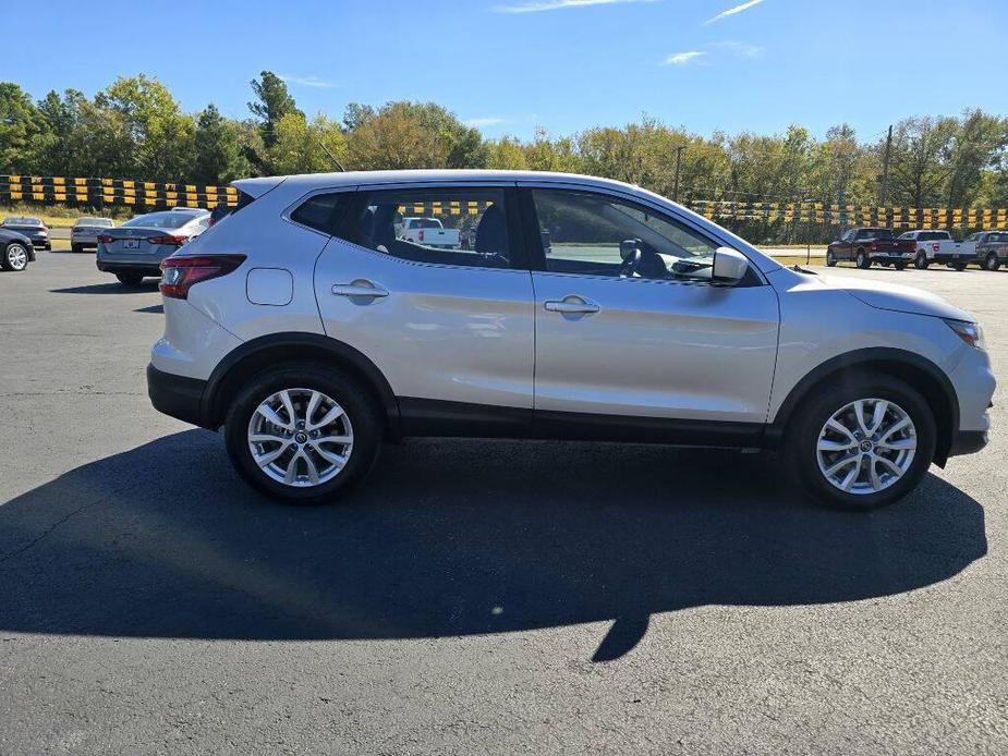 used 2022 Nissan Rogue Sport car, priced at $18,995