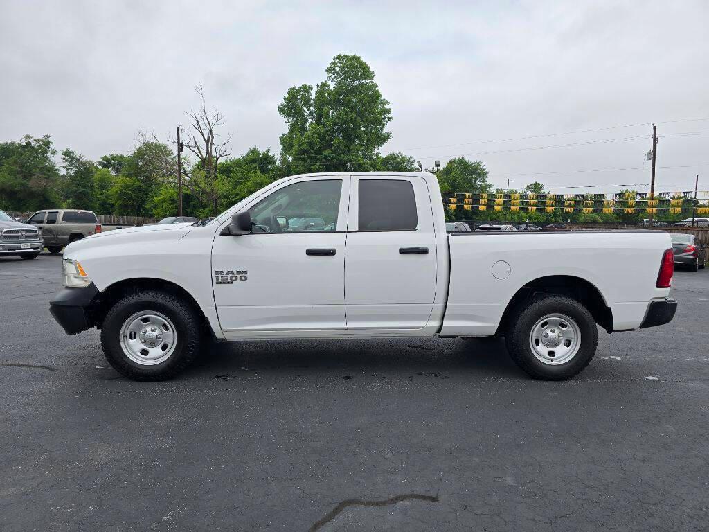 used 2022 Ram 1500 Classic car, priced at $22,995