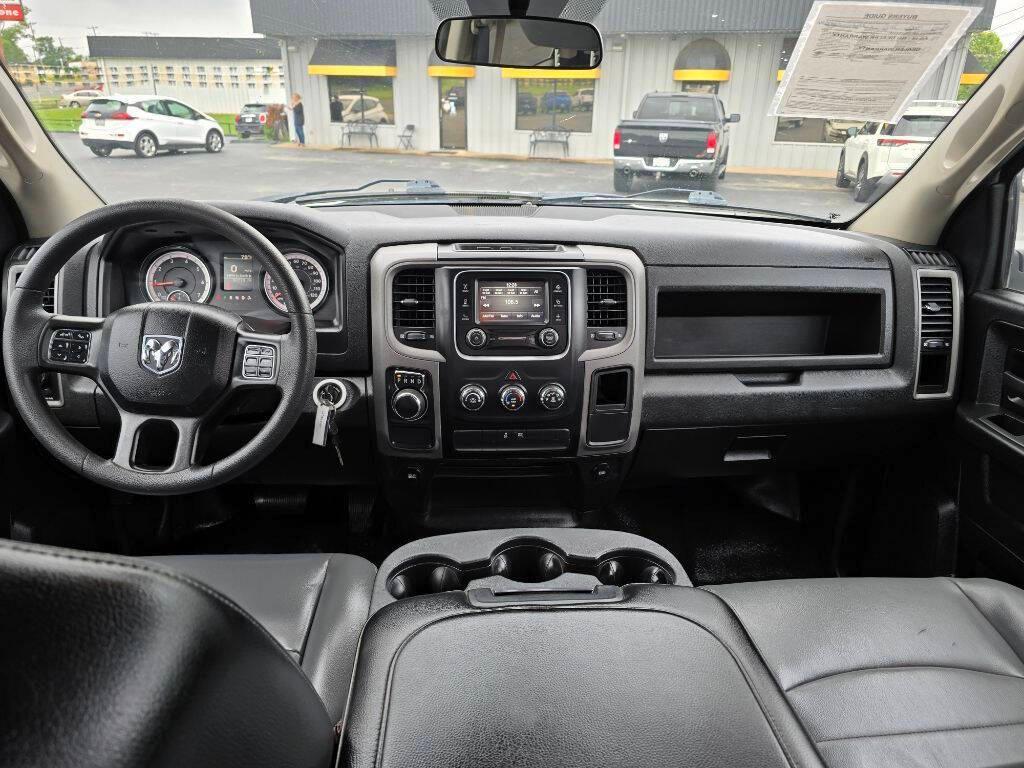 used 2022 Ram 1500 Classic car, priced at $22,995