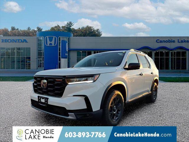 new 2025 Honda Pilot car, priced at $46,760