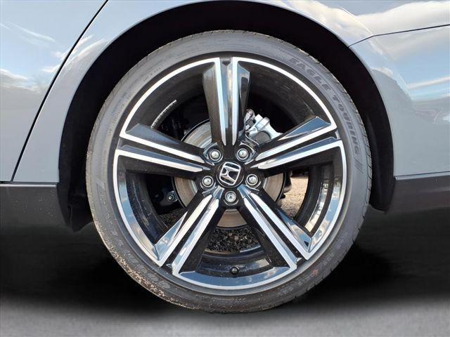 new 2025 Honda Accord Hybrid car, priced at $33,655