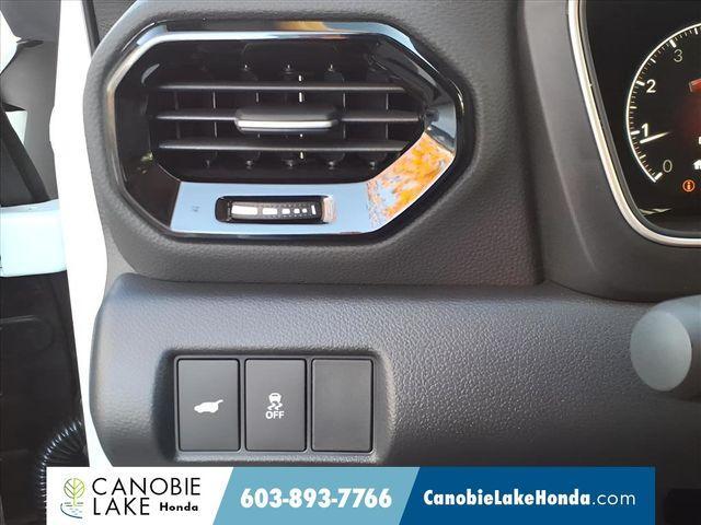 new 2025 Honda Pilot car, priced at $43,743