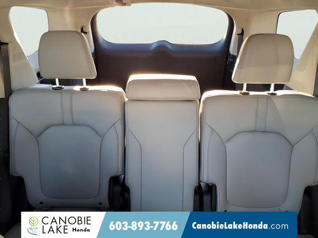 new 2025 Honda Pilot car, priced at $47,622