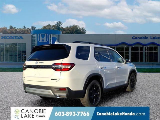 new 2025 Honda Pilot car, priced at $47,622