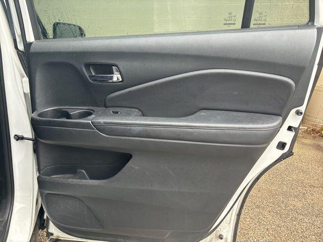 used 2022 Honda Pilot car, priced at $29,998