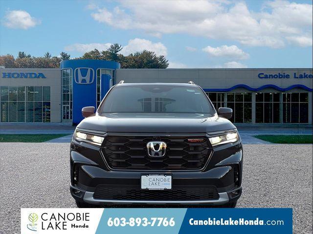 new 2025 Honda Pilot car, priced at $46,288