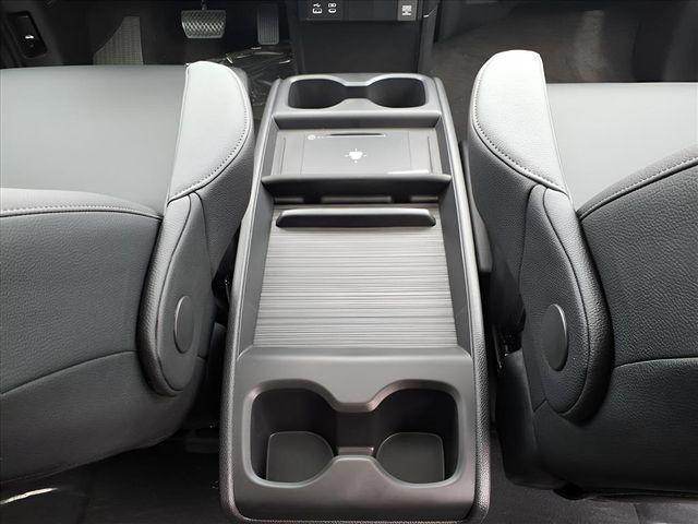 new 2026 Honda Odyssey car, priced at $42,083