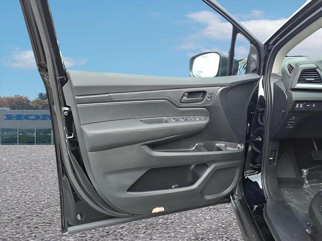 new 2026 Honda Odyssey car, priced at $42,083