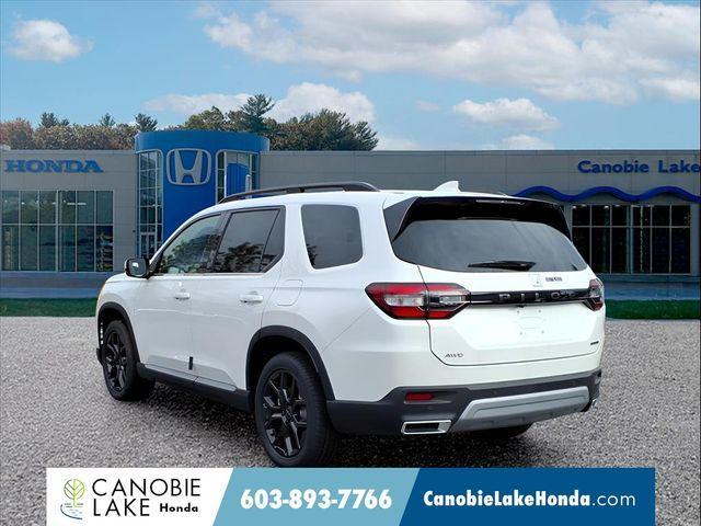 new 2025 Honda Pilot car, priced at $47,622