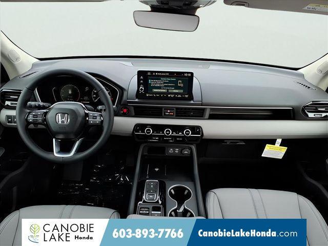 new 2025 Honda Pilot car, priced at $47,622
