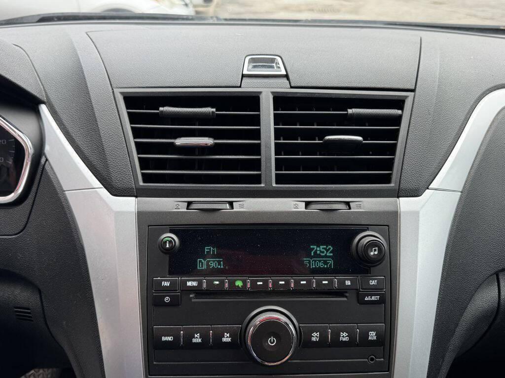 used 2011 Chevrolet Traverse car, priced at $4,995