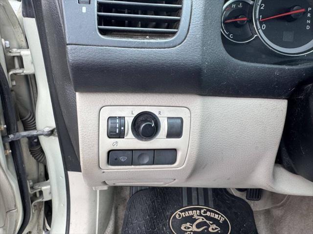 used 2005 Subaru Outback car, priced at $2,500