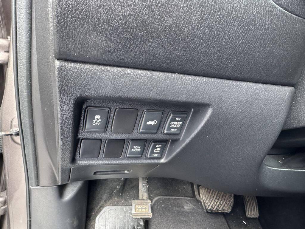 used 2013 Nissan Pathfinder car, priced at $6,995