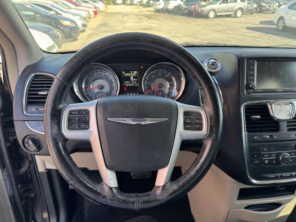 used 2015 Chrysler Town & Country car, priced at $5,995