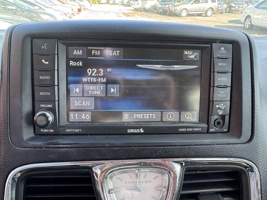 used 2015 Chrysler Town & Country car, priced at $5,995