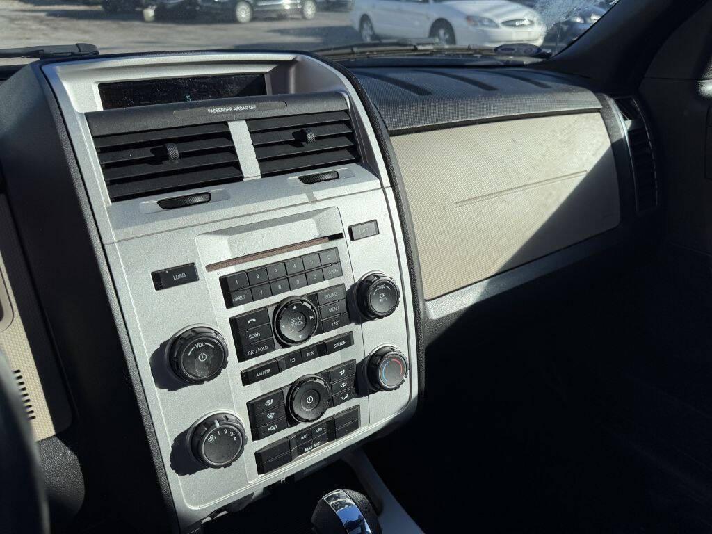 used 2010 Mercury Mariner car, priced at $5,995