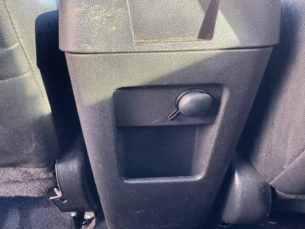 used 2010 Mercury Mariner car, priced at $5,995