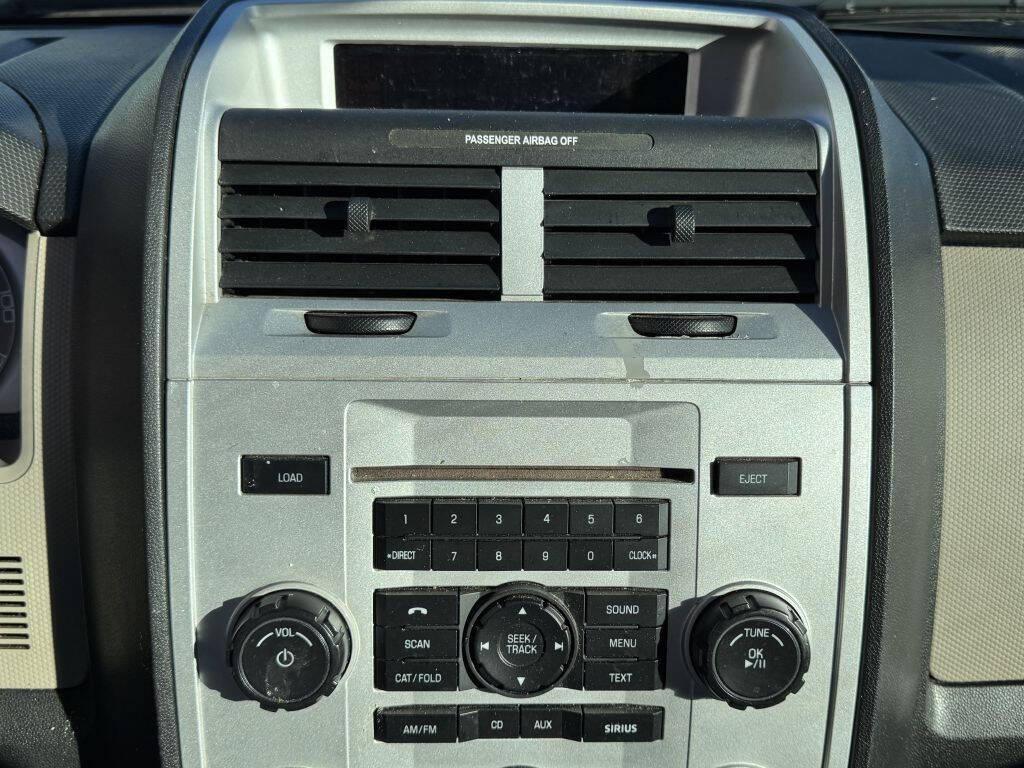 used 2010 Mercury Mariner car, priced at $5,995