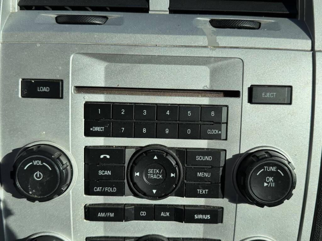 used 2010 Mercury Mariner car, priced at $5,995