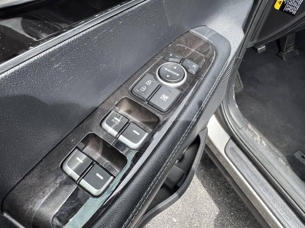 used 2016 Kia Sorento car, priced at $6,995