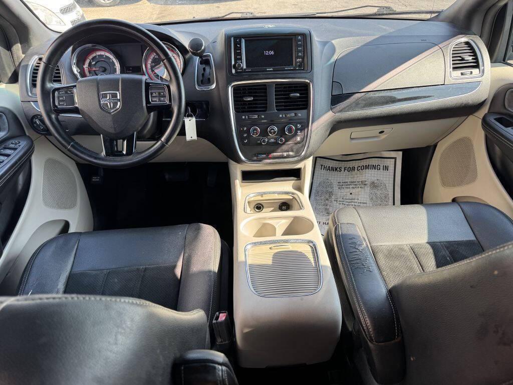 used 2018 Dodge Grand Caravan car, priced at $5,995