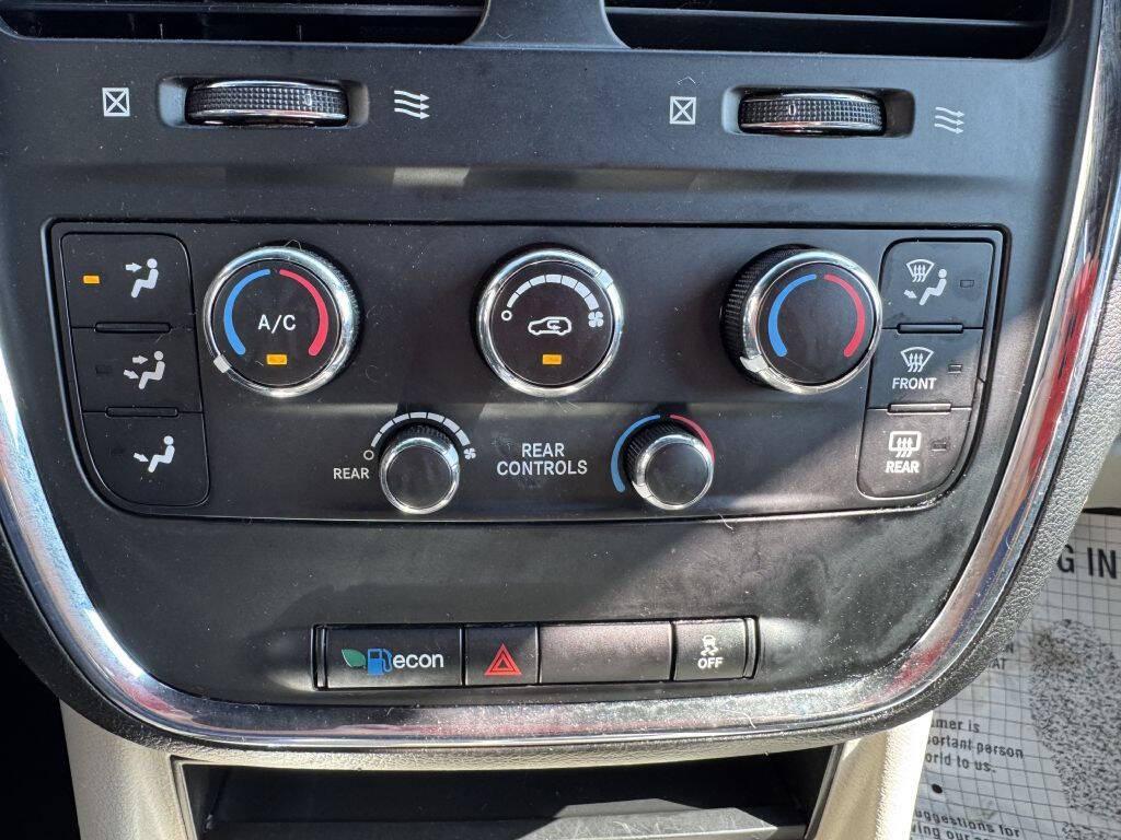 used 2018 Dodge Grand Caravan car, priced at $5,995
