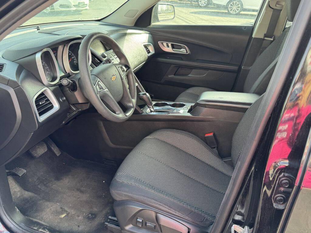 used 2017 Chevrolet Equinox car, priced at $4,995