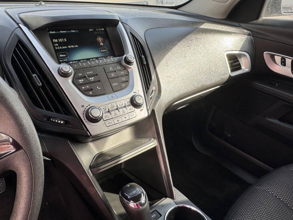 used 2017 Chevrolet Equinox car, priced at $4,995